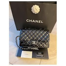 Chanel-Chanel Timeless-Negro