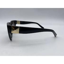 Valentino Garavani-Óculos de sol VALENTINO GARAVANI T.  plástico-Preto