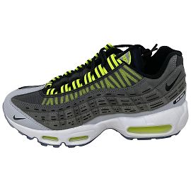 NIKE Baskets T.UE 39 suédée Gris
