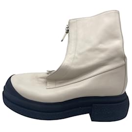 Stuart Weitzman-STUART WEITZMAN  Ankle boots T.US 8.5 Leather-Cream
