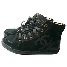 CHANEL Baskets montantes daim noir Logo Chanel T38 IT TBE Noir