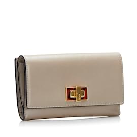 Fendi-Portefeuille à rabat en cuir Fendi Peekaboo-Marron