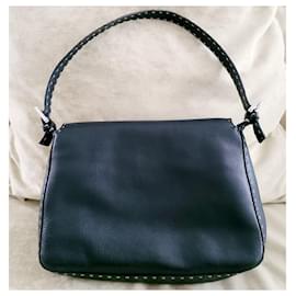 Fendi-Mamma Baguette Selleria-Black