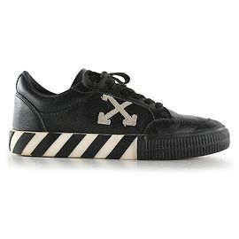 Off White Off-White Schwarzes Leder Arrow Patches Vulkanisierte Low-Top-Sneaker Schwarz
