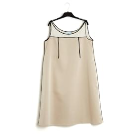 Second hand Prada Dresses - Joli Closet