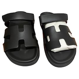 Hermès-Chipre-Negro