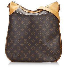 Louis Vuitton Monograma marrón Odeon MM Castaño