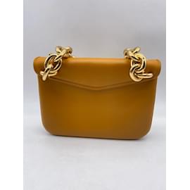 Bottega Veneta-BOTTEGA VENETA  Handbags T.  Leather-Yellow