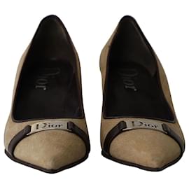 Dior-Christian Dior Pointed Toe Logo Buckle Pumps in Beige Leather-Beige