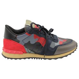 Valentino Garavani Camouflage Rockrunner Sneakers in Multicolor Leather Multiple colors