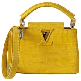 Louis Vuitton-Louis Vuitton Capucines Mini en caimán amarillo-Amarillo