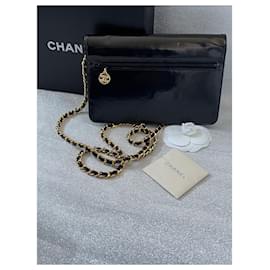 Chanel-Carteira forrada com corrente c-Preto