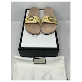 Gucci-Gucci interlocking-Beige