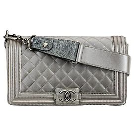 Chanel Boy mediano 25 gris plata con bandolera mantarraya Plata Gris Hardware de plata