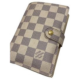 Louis Vuitton Wallet Cream Leather Cream