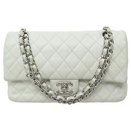 SAC A MAIN CHANEL TIMELESS CLASSIQUE MEDIUM CUIR CAVIAR BLANC HAND BAG Blanc