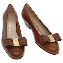 Salvatore Ferragamo-Salvatore Ferragamo shoes Leather Brown Auth 37994-Brown