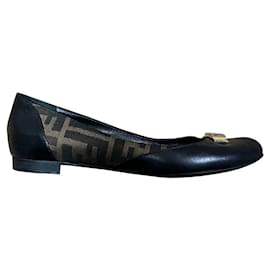 Fendi-Ballerines-Noir