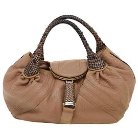 FENDI Spionagetasche Handtasche Leder Beige 2415-8BR511-RO1-088 Auth th3457 Beige