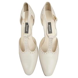 Bally-salomés Bally vintage état neuf p 40,5-Blanc cassé