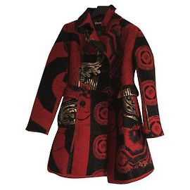 Desigual Abrigos, Ropa de calle Roja