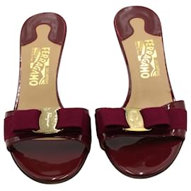 Salvatore Ferragamo-Salvatore Ferragamo Vara Bow Open Toe Sandals in Burgundy Patent Leather-Dark red