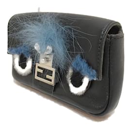 Fendi-Baguette en cuir Micro Monster 8M0354-Noir