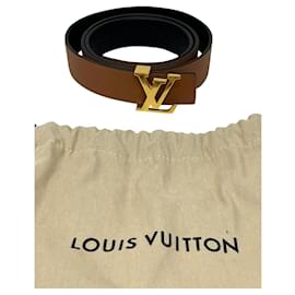 LOUIS VUITTON - Cintura in pelle nera con fibbia dorata,…