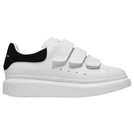 Alexander Mcqueen-Oversized Sneakers - Alexander Mcqueen - White/Black - Leather-White