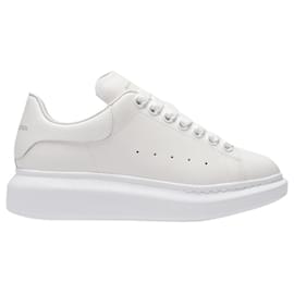 Alexander Mcqueen-Übergroße Sneakers – Alexander Mcqueen – Leder – Weiß-Weiß