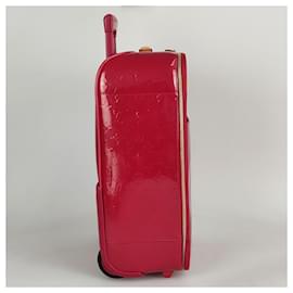 Louis Vuitton-Louis Vuitton Pegase 45 trolley in red patent leather-Red