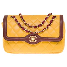 Chanel-Sac Chanel Timeless/Classic in Yellow Leather - 100171-Yellow