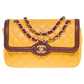 Sac CHANEL Timeless/Classique en Cuir Jaune - 100171 Jaune