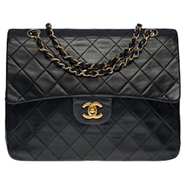 Chanel-Chanel Timeless shoulder bag/CLASSIQUE MEDIUM lined FLAP IN BLACK QUILTED LAMB LEATHER- 100637-Black
