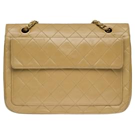 Chanel-BOLSA CHANEL CLÁSSICA COM ABAS COMPLETAS GM CROSSBODY EM COURO BEGE ACOLCHOADO DE CORDEIRO - 100712-Bege