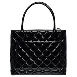 Chanel-CHANEL Medaillon Bag in Black Patent Leather - 100730-Black