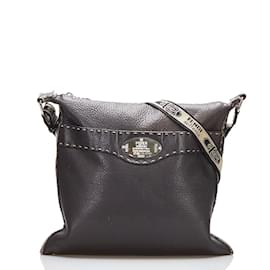 Fendi-Fendi Selleria Leather Shoulder Bag 8BT092 in Very Good Condition-Brown