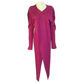 Issey Miyake Pleated Long Open Coat Robe Pink