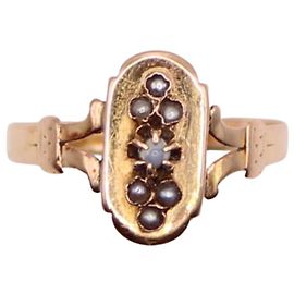 Autre Marque Anillo de época Napoleón III engastado con finas perlas de oro rosa 750%O Gold hardware