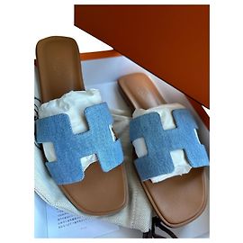 Hermès Oran Blue