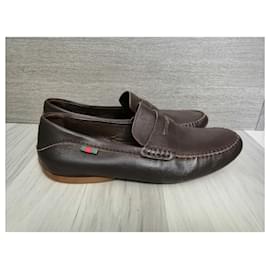 Gucci-Loafers Slip ons-Brown