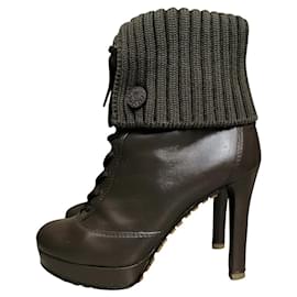 Gucci-Ankle Boots-Khaki