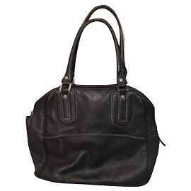 Longchamp Handtasche aus schwarzem genarbtem Leder Schwarz