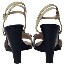 Fendi-Fendi Kristallverzierte Fantasia Sandalen aus weißem Leder-Weiß