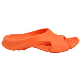 Balenciaga-Balenciaga Mold Slide Sandalen aus orangefarbenem Gummi-Orange