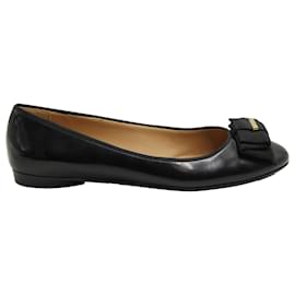 Salvatore Ferragamo-Salvatore Ferragamo Ballerinas mit Schleife aus schwarzem Leder-Schwarz