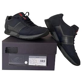 Scarpe da ginnastica Prada blu navy Blu