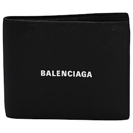 Balenciaga-Balenciaga Logo Bifold Wallet in Black Grained Leather -Black