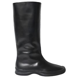 The Row Town Boots in Calfskin Leather  Black