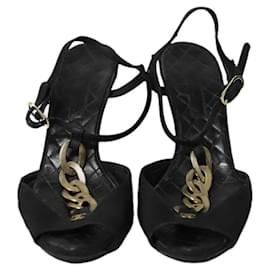 Chanel-Chanel Quilted Sandals with Gold Chain in Black Leather-Black